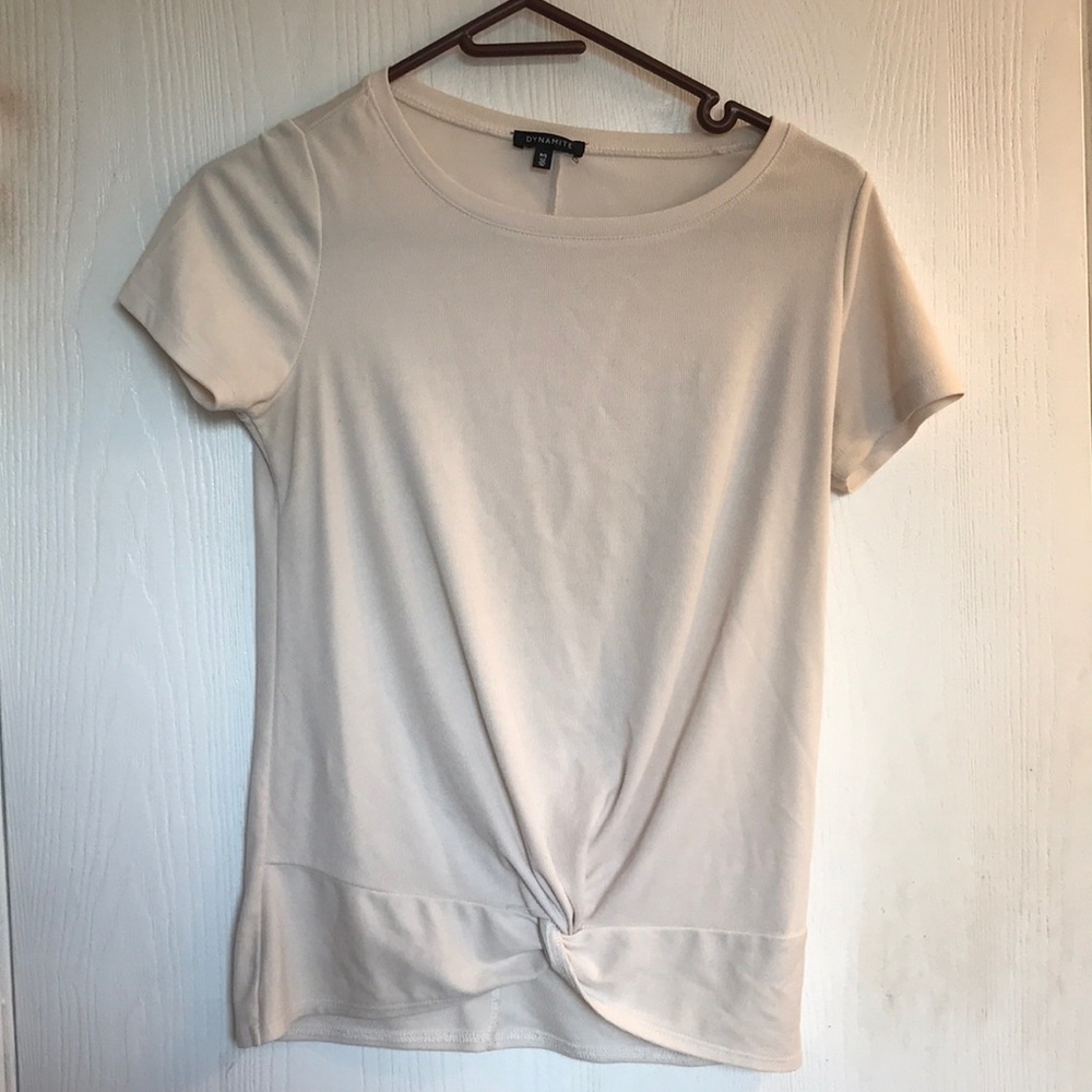 White dynamite twist top.